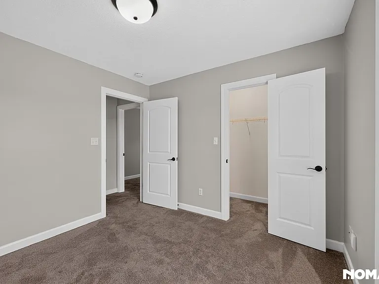 82 Grove Hill Ln — Photo 10