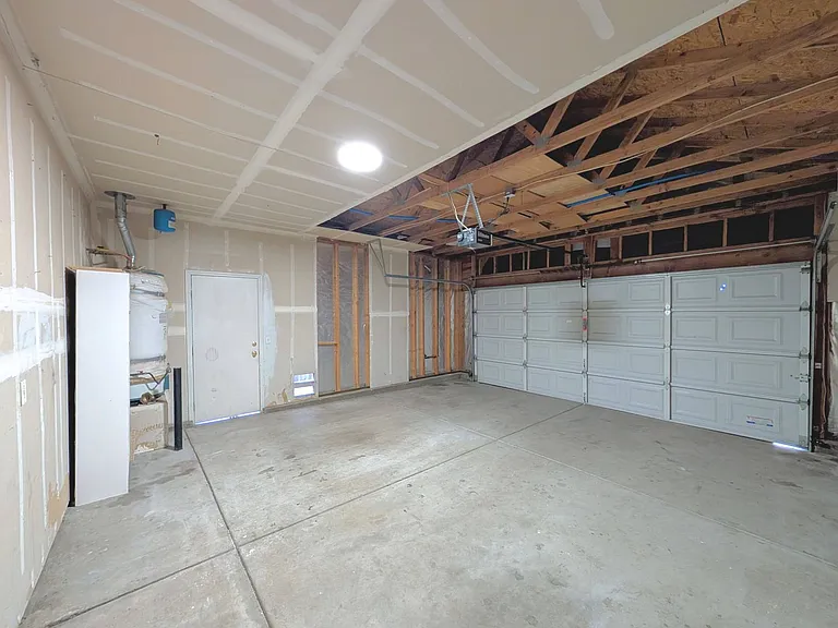 2756 Red Clover Way — Photo 26