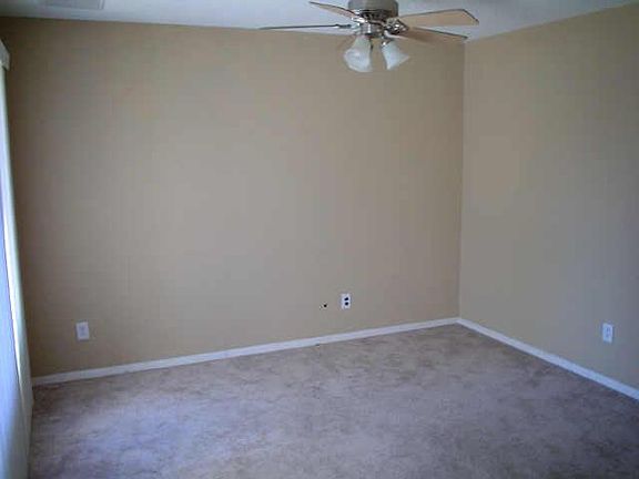 4th image of 7806 N Oregon Avenue