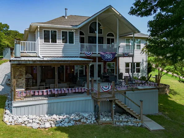 39 Canary Dr, Eddyville, KY 42038