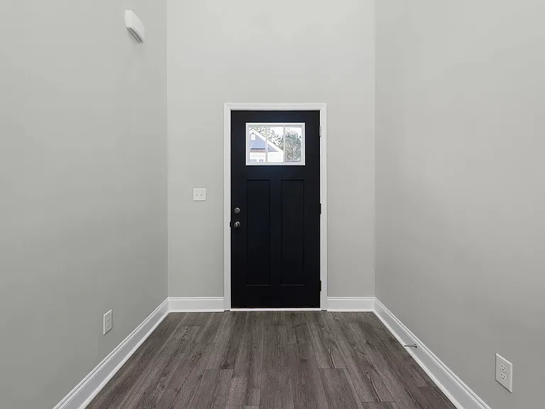 537 Oxbow Dr — Photo 5