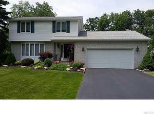 4110 David Rd, Williamsville, NY 14221