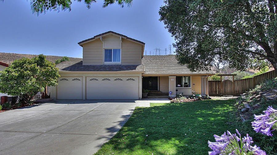 1st image of 7538 Aaron Pl