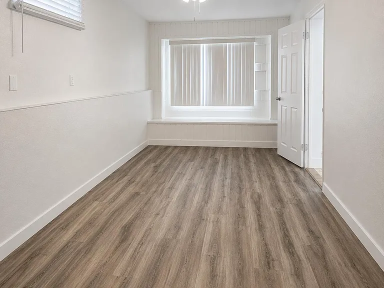 4326 E Glenrosa Ave — Photo 16