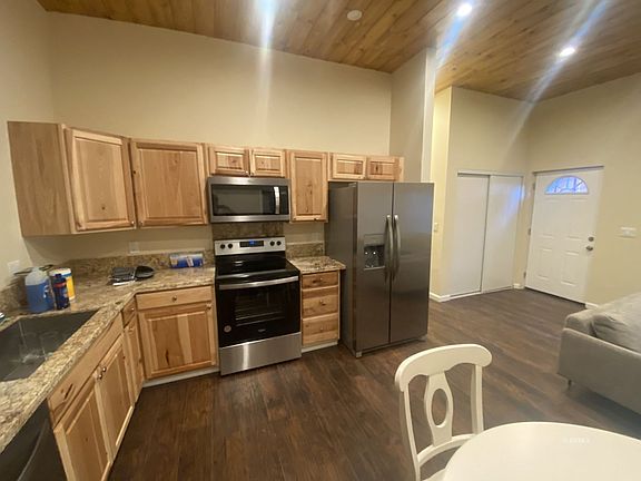 5th image of 53114 McKinney Ln