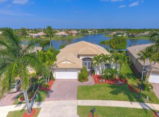 9482 Lantern Bay Cir, West Palm Beach, FL 33411