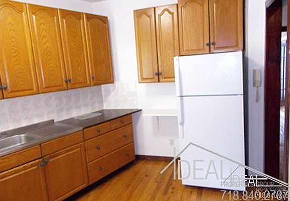 5th image of 814 44th St APT 3A