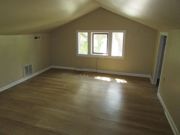 7 Morgan Ave #A-B — Photo 8
