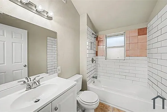 8716 N Blvd — Photo 23
