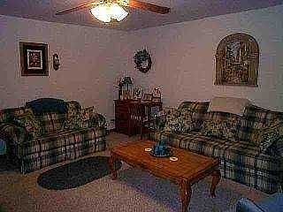 2nd image of 2119 La France St