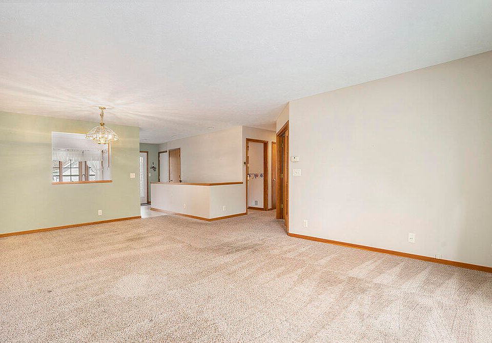 1518 Castlemaine Dr Zeeland MI Zillow