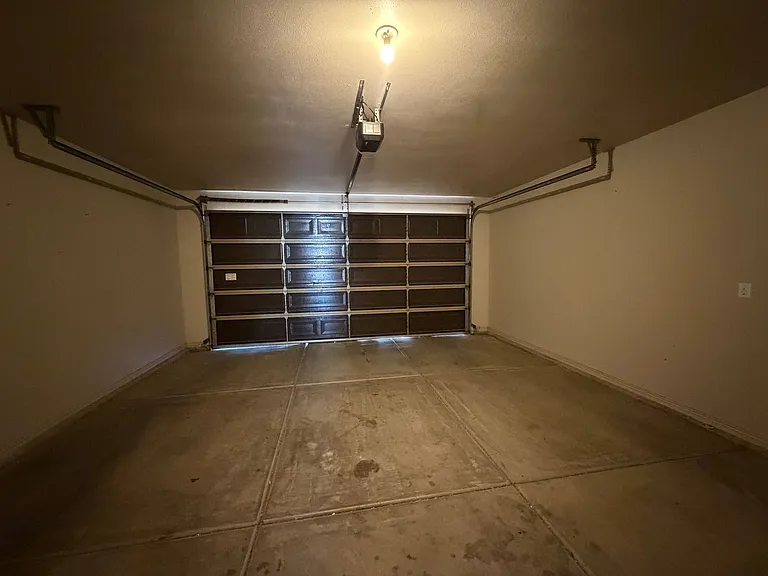 519 W Harvest Ln — Photo 24