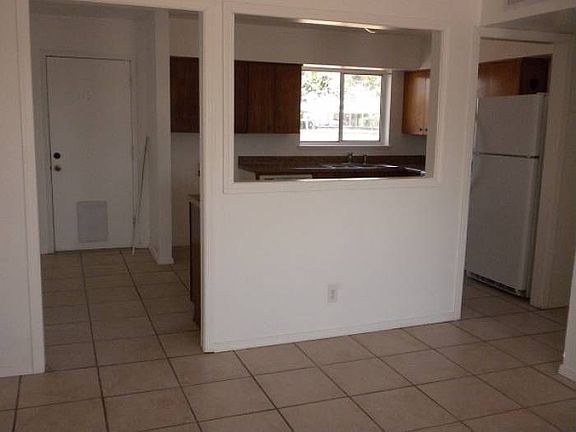 Open Living Room/Kitchen