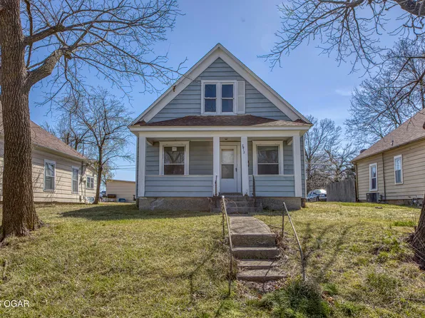 2912 E 9th St, Joplin, MO 64801