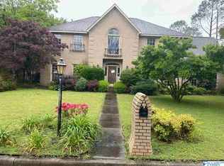 1501 Southampton Ct SE, Decatur, AL 35601