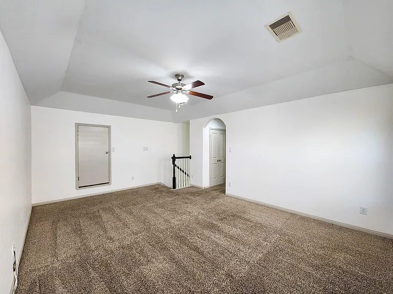 4515 Greenleaf Dr — Photo 24