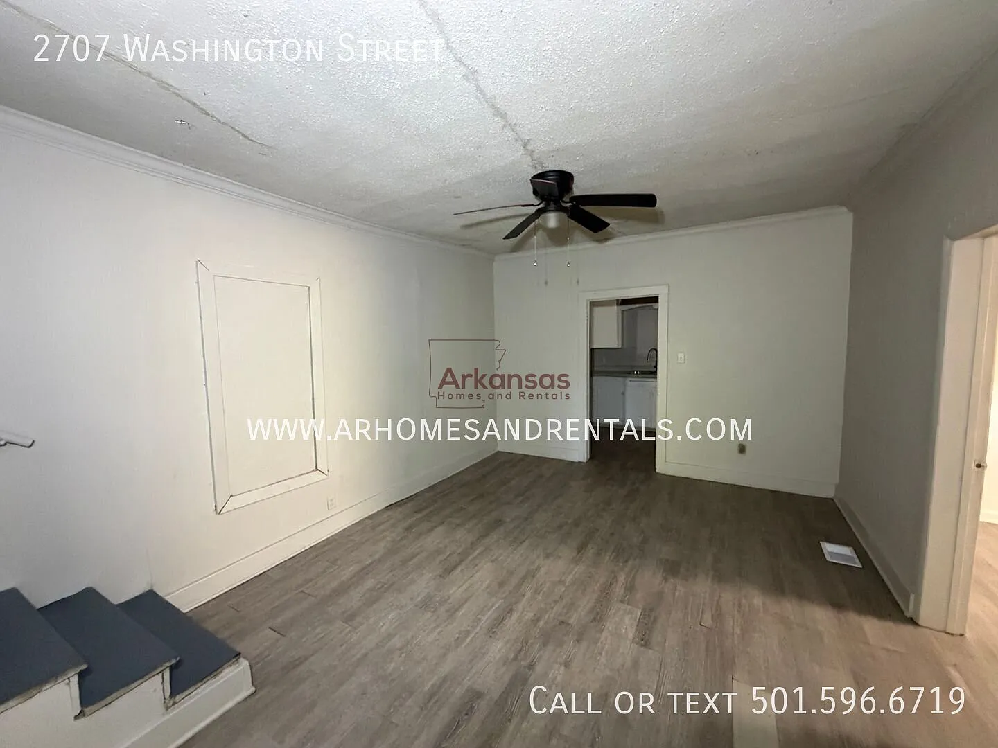 1/2 Off First Month's Rent ~ 2707 Washington Street - 4 Bedrooms | 2 Bathrooms — Photo 3