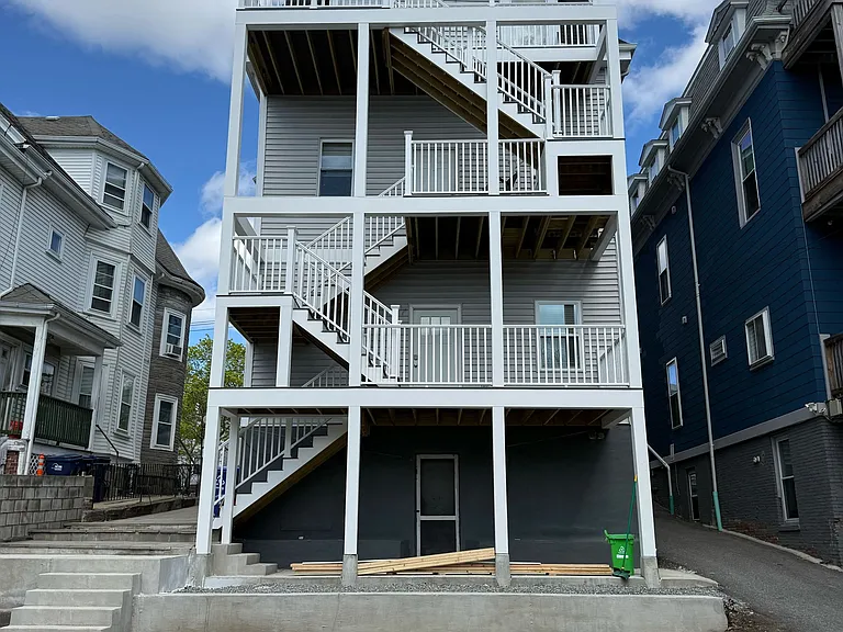171 Trenton St #3 — Photo 28