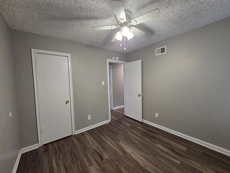 3277 Valley Stream Cv — Photo 6