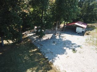 Cedar Grove Rd, Simpson, IL 62985