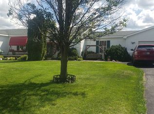 560 W Antioch Rd, Frankfort, IN 46041