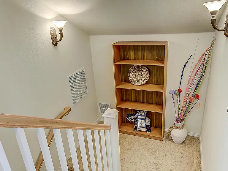 440 Laramie Blvd — Photo 17