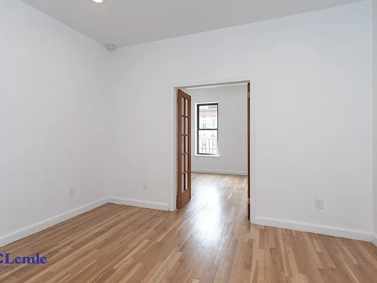 1592 2nd Ave #5F — Photo 7