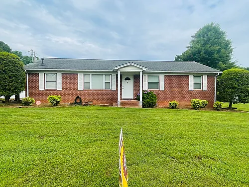 3261 Robinwood Rd Photo 1