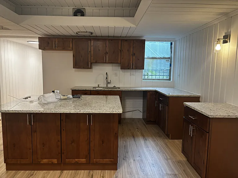 1527 W Pratt Blvd #GW — Photo 3
