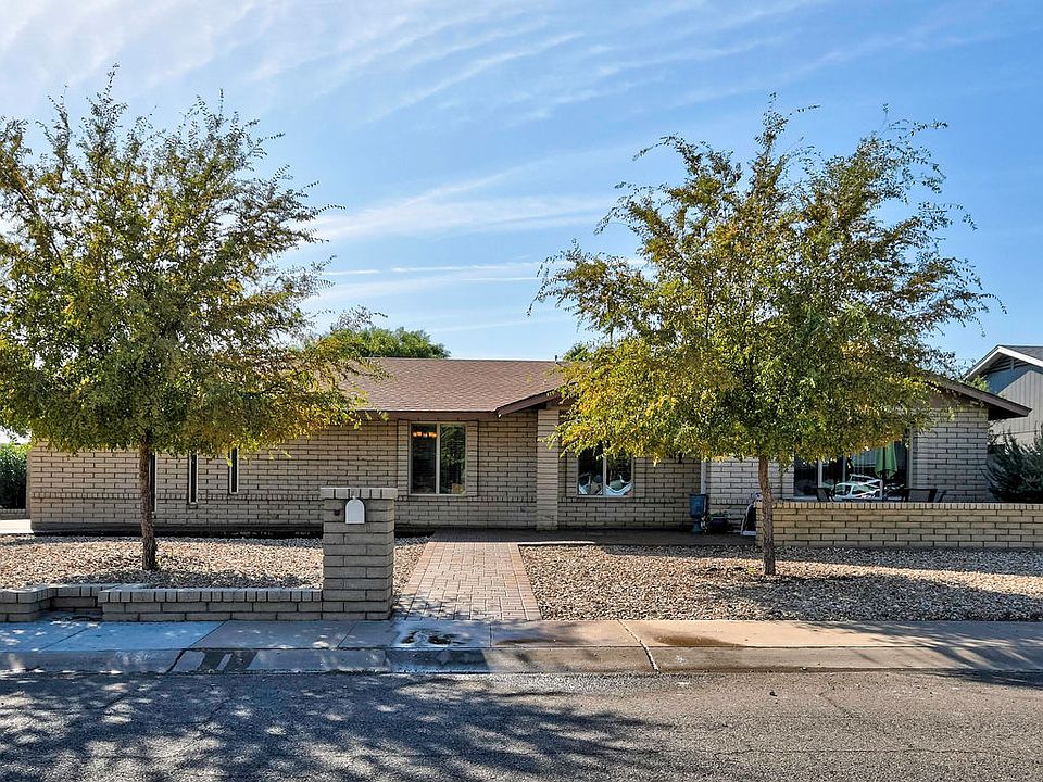 1st image of 4501 W Larkspur Dr