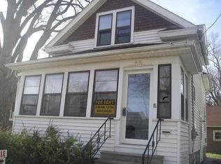 711 Wisconsin St #1, Oshkosh, WI 54901