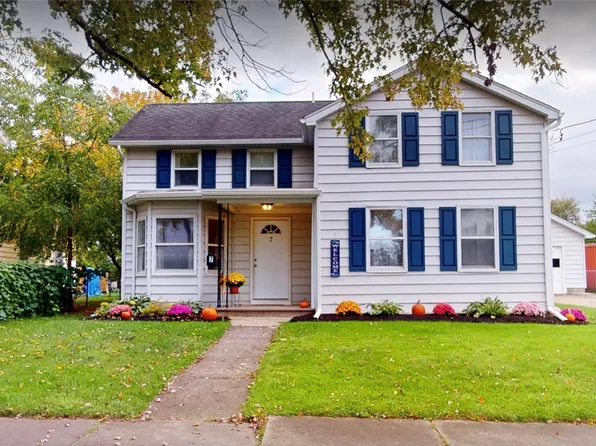 7 Barker St, Seneca Falls, NY 13148