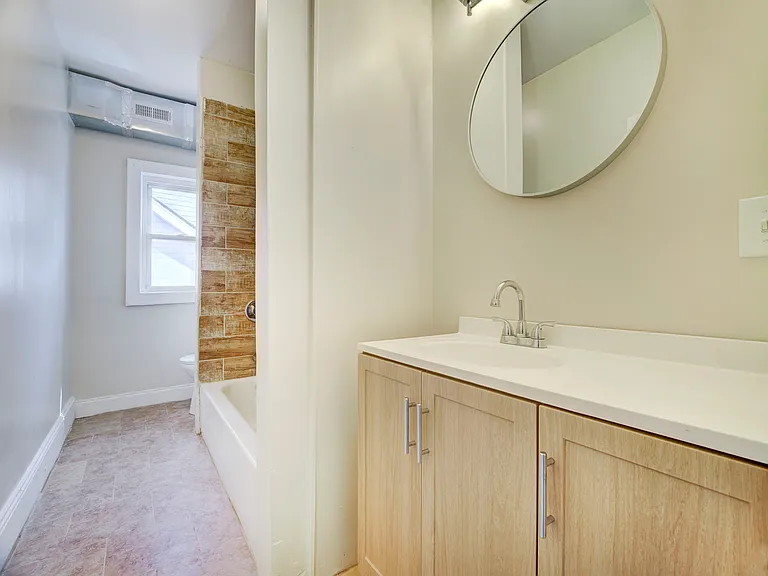 57-59 Poe Ave #3 — Photo 11