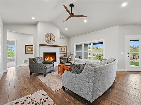 5th image of 2301 Bridgestone Cir