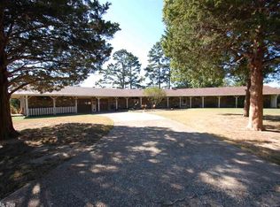 17015 Linda Acres Ln, Mabelvale, AR 72103
