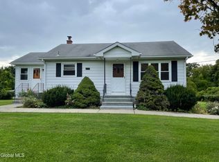 60 Bloomingrove Dr, Troy, NY 12180