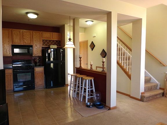 3rd image of 2330 Flagstone Ln