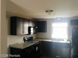 696 N Main St APT 5, Fall River, MA 02720