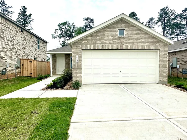 16226 Bergara Bend Dr, Cleveland, TX 77327
