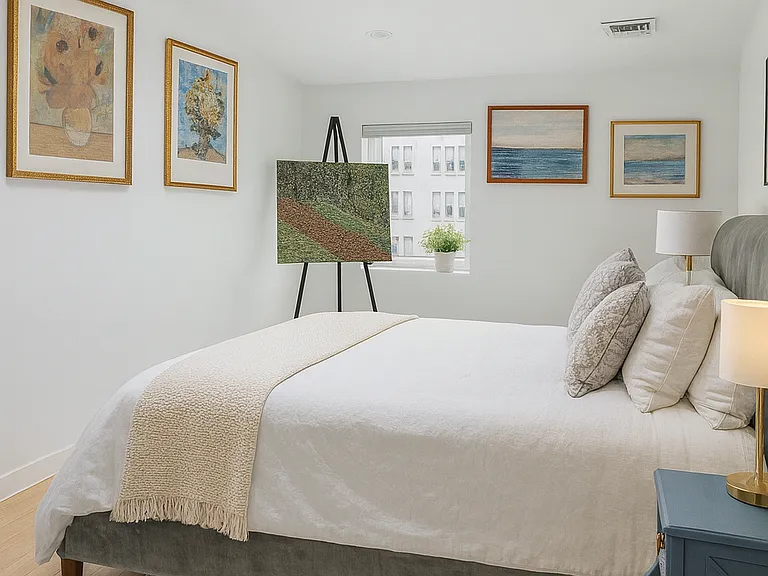 135 Conselyea St #4R — Photo 6
