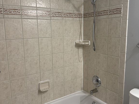 4th image of 705 Court Of Spruce #4