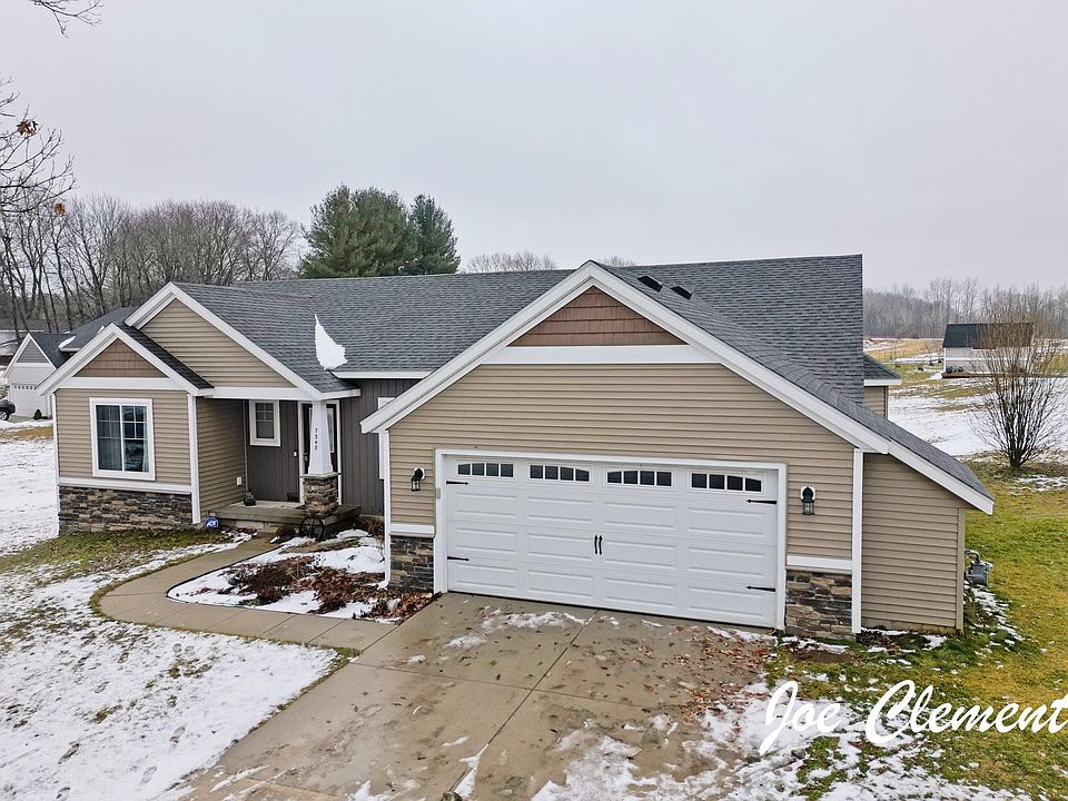 7348-17 Mile Rd NE, Cedar Springs, MI 49319 | Zillow