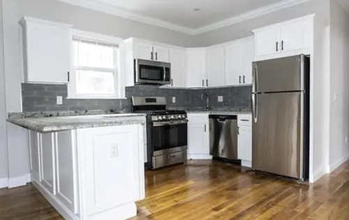9 Woodside Ave #1 Photo 1