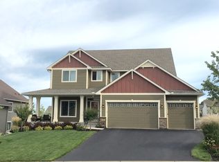 1355 Ridge Ln, Shakopee, MN 55379