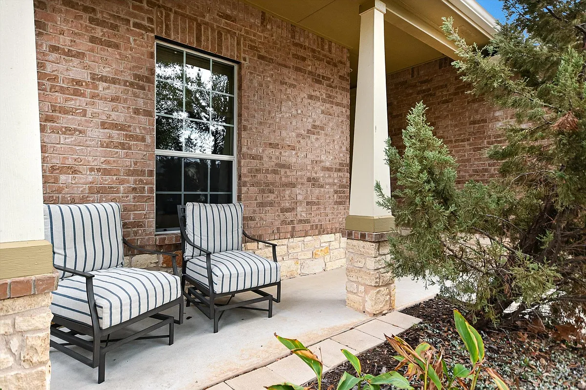 Building Photo - 508 Hoot Owl Ln S