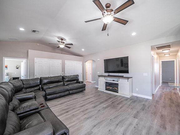 2nd image of 505 N 95th Pl