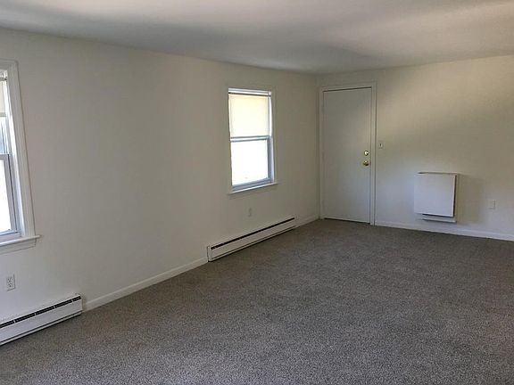 4th image of 12 Park St APT A