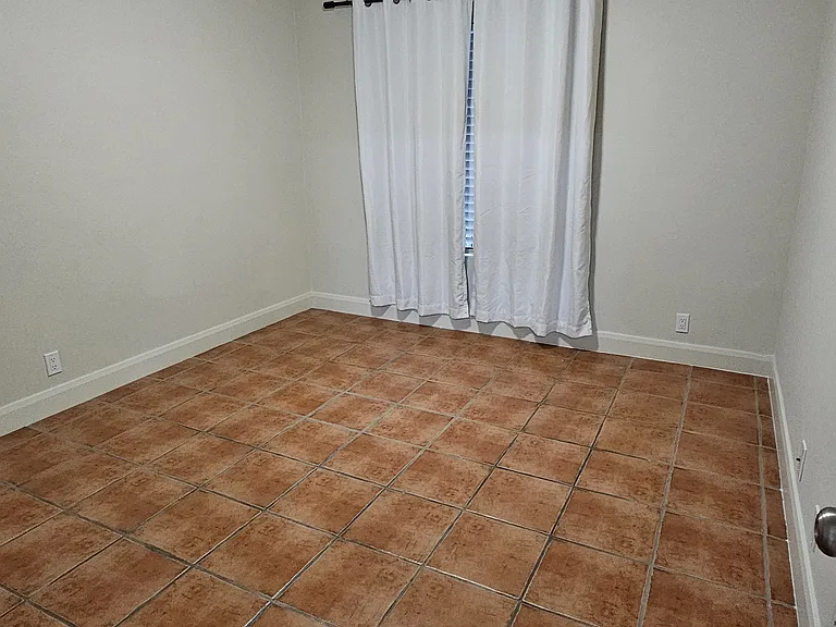 3078 Broadway #208 — Photo 21