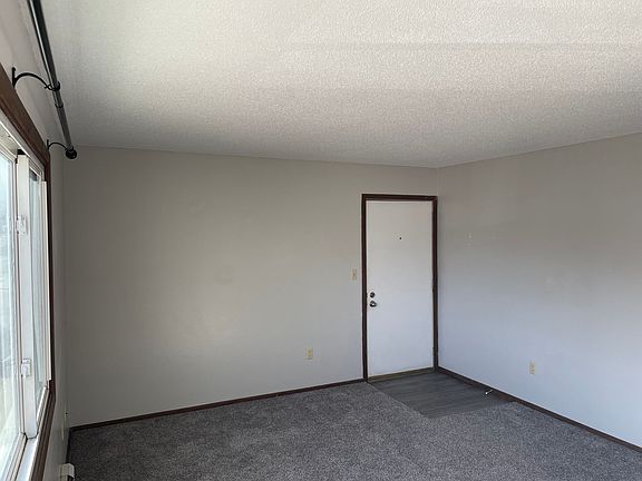 4th image of 1022 Newton Rd #11