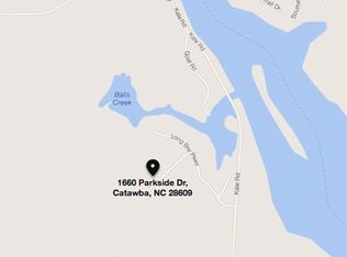 1660 Parkside Dr, Catawba, NC 28609